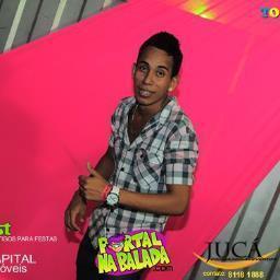 - Meu Melhor , Meu Chatoo , Meu Boboc3 *----* 
Melhor Amigo Sempre Aqui Pra Você :$  Via Srt /  Izacksson c33