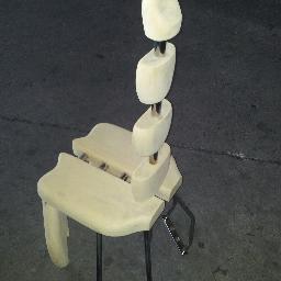 Nunca mas tus muebles normales... Si quieres algo raro, se puede hacer; y cuanto mas raro  mejor...