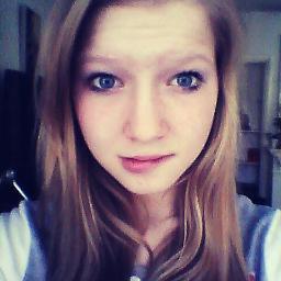 persoonlijke account : @Blauwebeer_