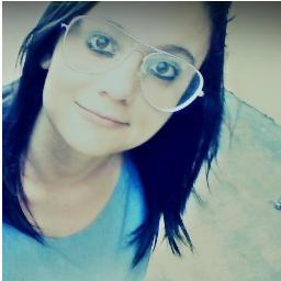 Sou Bitch, e tenho preguiça, gorda e chata,e amo paçoca :33