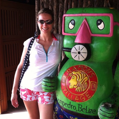 Mom to 2 humans and 3 dogs🐾, married to one amazing husband. Professional travel planner extraordinaire.