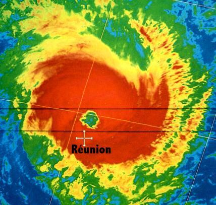 Votre page météo amateur du Sud-Ouest de l'Océan Indien. 
Avec un peu de #volcan et d'#astronomie dedans.
Aussi sur Instagram!
#LaRéunion #meteo #cyclone