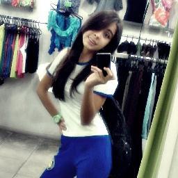 Eu te amo Jujubs :9 minha pqn grande,fofutcha ,bonequitcha eu lhe amo u.u minha pqn engraçada,bipolar,louca,doida ! porém minha rs  
   
        por :  #Vic:3
