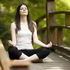 I am a Reiki Practioner who loves Yoga, Raw/Vegan/Vegetarian Food and Alternative Health.