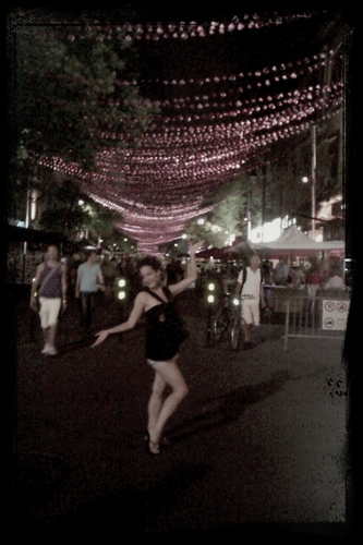 BudzmoSofee's profile picture. ₗₒᵥᵢₙ' ₗᵢfₑ'ₛ ₛᵢₘₚₗₑ ₚₗₑₐₛᵤᵣₑₛ; fᵣᵢₑₙdₛ & fₐₘᵢₗy ₑₙᵣᵢcₕ ₘy ₗᵢfₑ, gₒₒd fₒₒd & dᵣᵢₙₖₛ ₙₒᵤᵣᵢₛₕ ₘₑ! 
ₗᵢᵥₑ, ₗₒᵥₑ & ₗₐᵤgₕ 
☆☆☆ₐₙd ₛᵢₙG ₐₙd DₐₙCₑ!!!☆☆☆