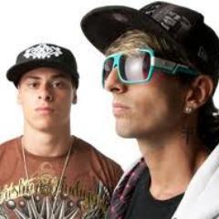 @LeoSchulzWOW  @diegothug Sua voz,Minha vida!!