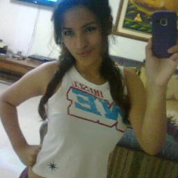 iO amO a mis amigOs!nO tengO ni mejOr Amiga/o Pa mi tOdOs sOn igUales
sOltera!
si kieres cONocerme sigUEMe!;) 
OjO!cUandO entrO en cOnfianza! zOi Una lOca!Jj