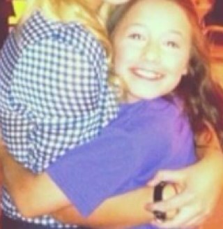 clairenglerx's profile picture. Hello! I used to be @carlyrosesxxx and the other but doesnt matter.