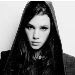 I'm just your traditional hard nosed, cold hearted bitch. [RP account. Will be 18+ at times]
