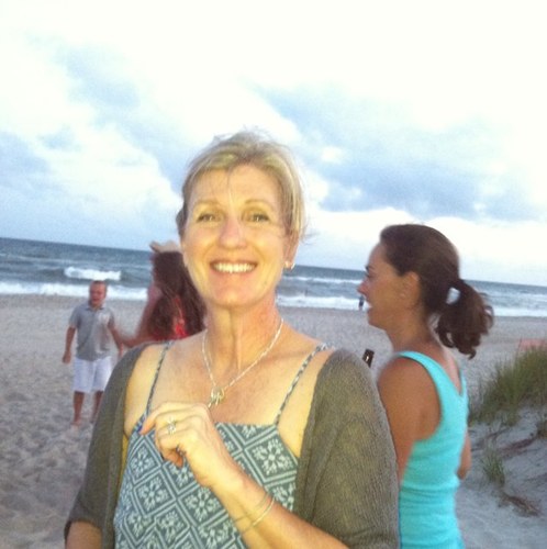 momhatty's profile picture. 