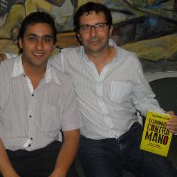 Periodista - Creador de Hoy dice el periódico, Siguiendo la Luna y El Porta+voz.
Político de alma. Peronista K.
Presidente FSA