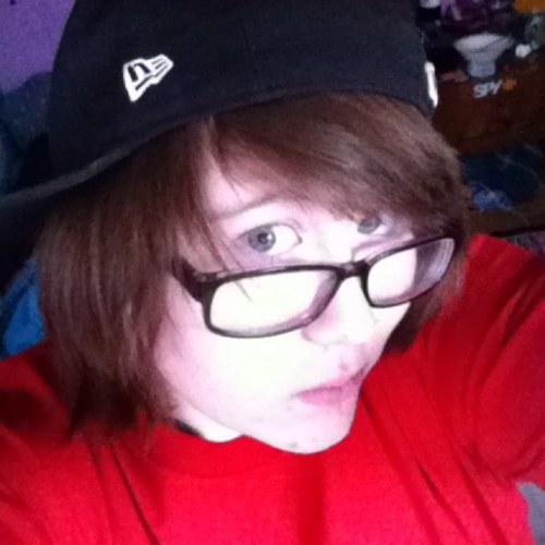I miss u @blacklistMisery ( i am single and bi.)