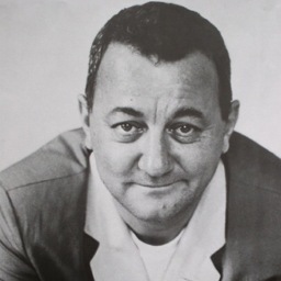 Les meilleures citations de Coluche.