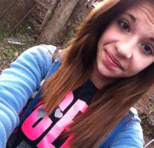 Everyones beautiful in their own ways!   Im not perfect but you arent either ;*     Live everyday likes its your last ;**
