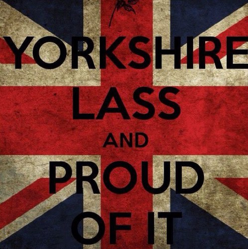 Mother to a beautiful little girl. Yorkshire girl through & through. Love gravy on my chips!!