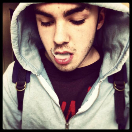 D0PE_OFFICIAL's profile picture. https://t.co/cBU1H2aWnE «~ feel free to add me!