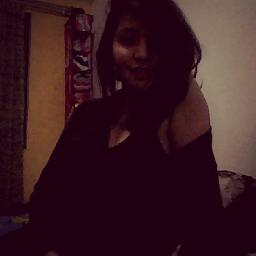 ♥Es triste descubrir que entre mas mierda seas mas te van a amar♥ Agregame http://t.co/dbnMXAiYTe Si tu le sonríes a la vida, la vida también te sonreirá ♥