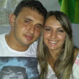 casado amo minha família e curto a vida como se fosse o último instante