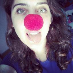 17 anos, amo dançar, Jesus é meu tudo, sou voluntária em hospital, amo cuidar das pessoas, quem sabe uma futura fisioterapeuta ;)
