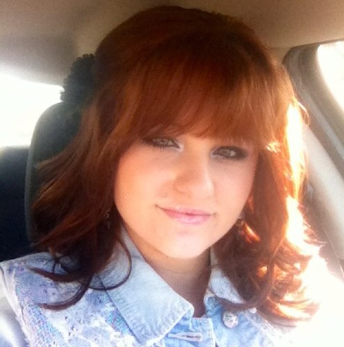 angelalyn11's profile picture. 