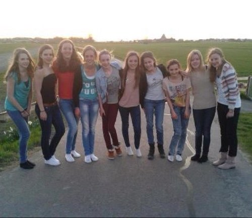 •Life is a difficult game, I wish games were easy • ☆彡 • Je bent me beste dinnie xx•