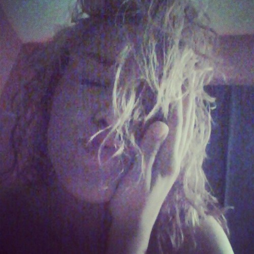 iDGAfBiitchhx0's profile picture. ;) [20) - Life's roughest storms prove the strength of our anchors - IG @_caaitlynnbitchh