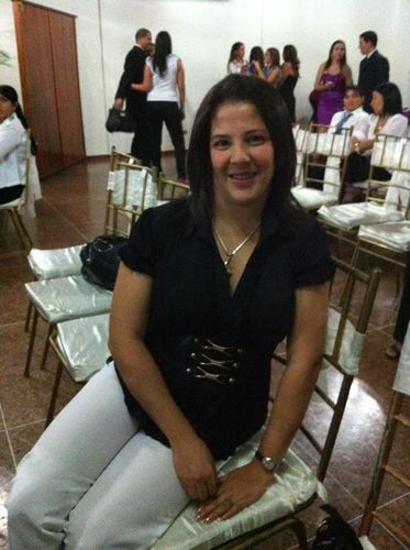Hay 2 días en el año en los q no se puede hacer nada.1se llama ayer y otro mañana.Por lo tanto hoy es el día ideal para amar,creer,hacer y principalmente vivir”