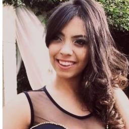 Sorria bonito e deixe os outros quererem descobrir qual é o segredo que faz você sorrir :)