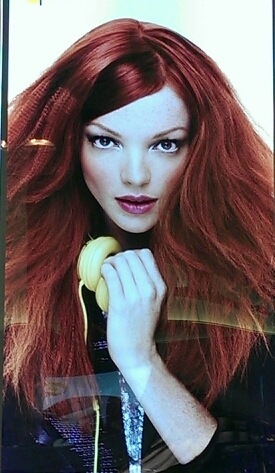 Located in the Station Mall we provide all your hairstyling needs and all the best products at amazing prices. Come in or call us today 705-253-9040