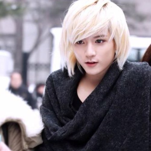 NU'EST  REN BOT