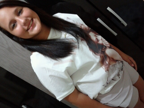 - amo quem me ama porra foda-se quem me odeia crlho