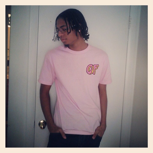 im 20 now i gotta a job niggas callin my phone always be about cash real talk but i still have fun and act silly thats wat marquis jacobs is known for