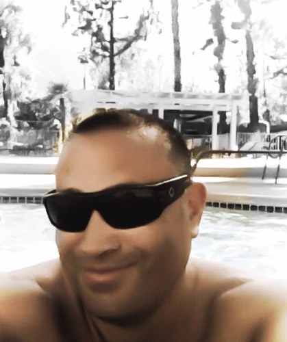 dickiemoon66's profile picture. 