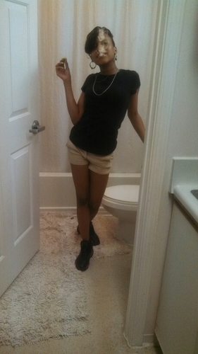-Team Money Train! | o2/o7/13 Team Mommy| Self Made| Dont Fuck Wit To Many|Right Hand @CantEat_MyOreos|