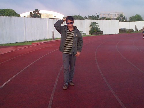 Iskandarherdynh's profile picture. Do not count on other people, sometimes they were not there when you need, and you have to be a hero to yourself. Klo udh follow, mention yaa..