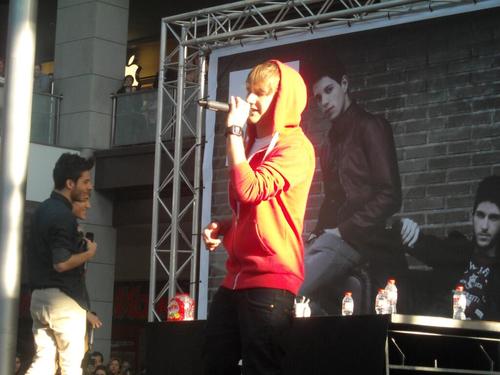 NiallPatri's profile picture. ♪αυяүηεя   DαηιŦεяηαηεяηαηdεz CαяlσsMαяcσ  BlαsCαηтó  ÁlvαяσGαηgσ   DαvιdLαŦυεηтε ∞