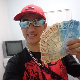 --É O TAL DO VITINHO $OU$A --