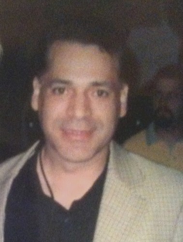 Singer, songwriter, producer, arranger.  La musica es la fuerza que me guia y la fuente que alimenta el alma.