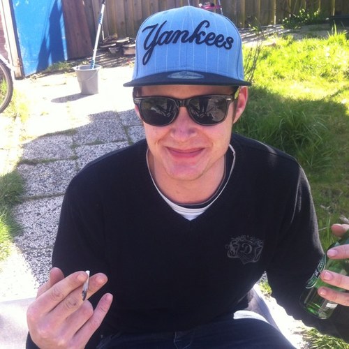 roboboy18's profile picture. 