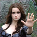 Alice Englert  - @AliceEnglert3 - Twitter