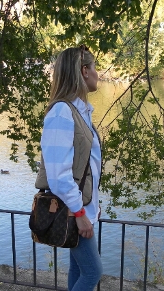 LaLariosa's profile picture. 