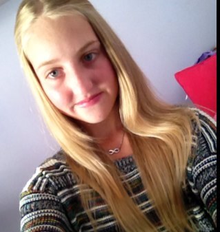 Love begins with a smile, grows with a kiss, ends with a tear.
        Be youself because no one does that better then u.