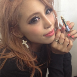 arumenima's profile picture. Happie nuts model, Minemura Yui, 1991/03/17.  #arumenima. It's nice to meet you! ♥