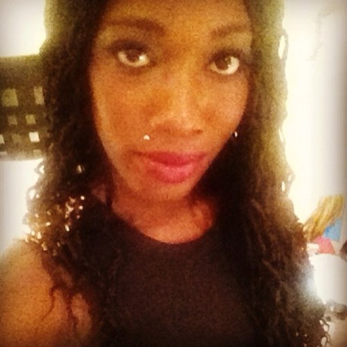 AnneApplebottom's profile picture. love my friends and family. Respect is key, dont make time for fake people in my life. But do fully support anyone who is real. Love music big part of my life.