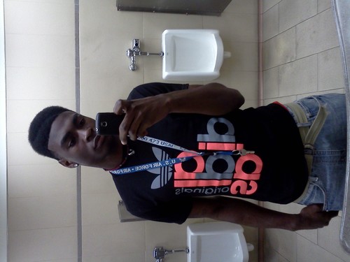 tavishooks's profile picture. 