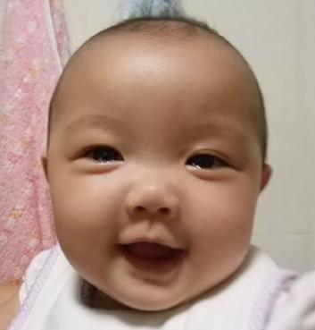 antoinehk's profile picture. A passionate singer, a dedicated business developer, a food afficionado, and a talented BSer - lives in Hong Kong & travels frequently to China & Taiwan