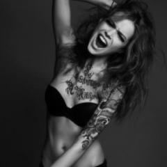 Girls with Tattoos.... Passion for ink.
London........