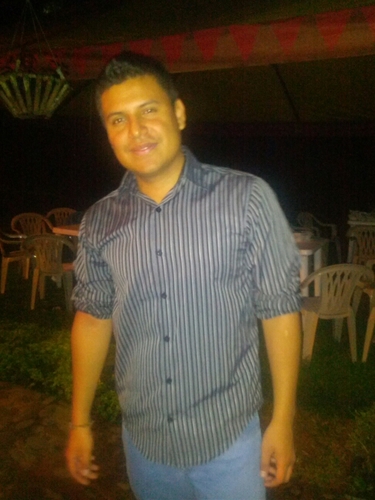 damza19's profile picture. 