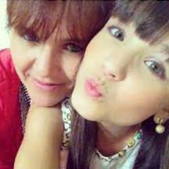 Sim Larissa Manoela @larimanoela é minha filha. Eu tenho muitas outras grandes qualidades, além de ser sua mãe haha! ❤ Facebook-Página: http://t.co/MMFTLr83Mx