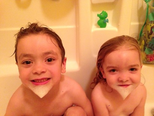 MrsMamaBones's profile picture. 